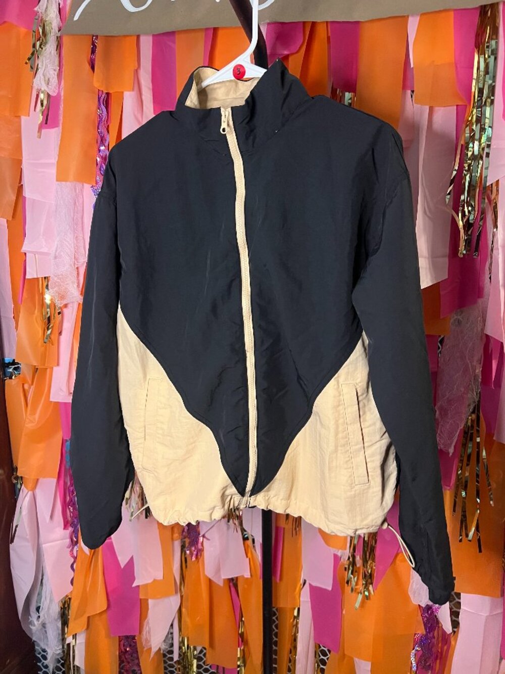 URBAN OUTFITTERS BOMBER JACKET